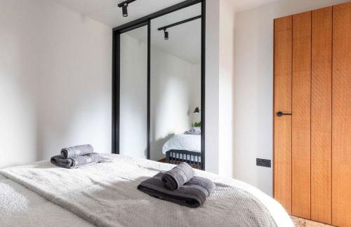 Modern 2-Bed Cabin Near West Wittering Beach - Foto 16