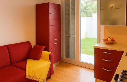 Zen Garden House - in front of the metro - Photo 10