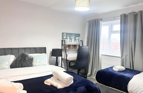 Contractor Stays - Sleeps 12 - Easy access to Motorway - Foto 38