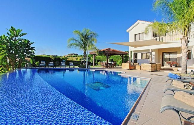 Villa Skouli in Skoulli - Photo 14