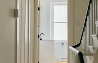 Newly Renovated Vintage Inspired Large 4 BR Home - Foto 22