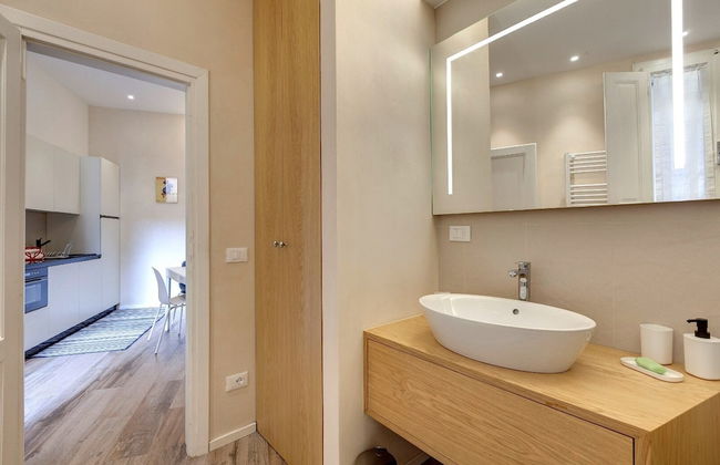 Central Berchet With Terrace and Private Entrance - Photo 14