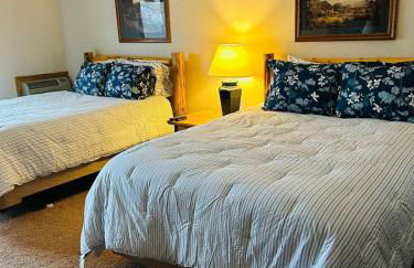 Top Floor Luxury, Sauna, Private Pool, Lake Bellaire Beach, 5 beds, 4 full bath - Foto 23