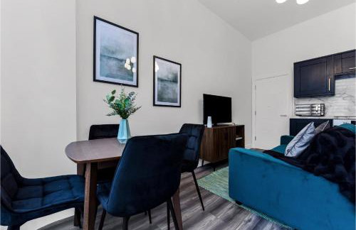 Fabulous One Bedroom Flat with Private Garden - Photo 12