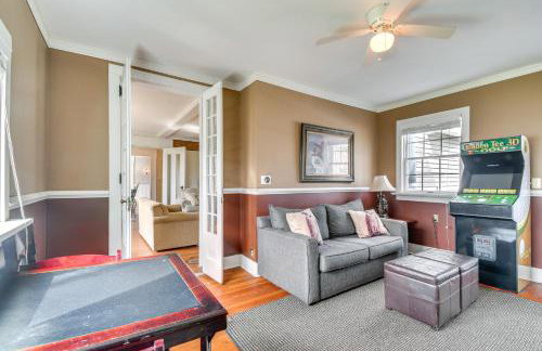 Lakefront Cayuga Retreat with Private Deck and Hot Tub - Foto 6