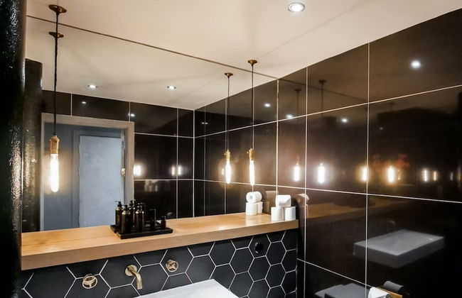 1-bed Loft Apartment - Free Parking, Central - Foto 15