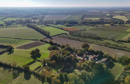 'Bramley' Hut on private farm - Foto 23