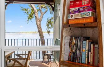 Lakefront LUXE | Pool, Spa, Jet Ski at Happy Place - Foto 29