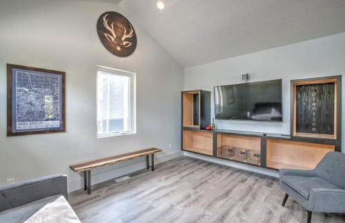 Amazing Spacious Home in AA Steps to Big House - Foto 14