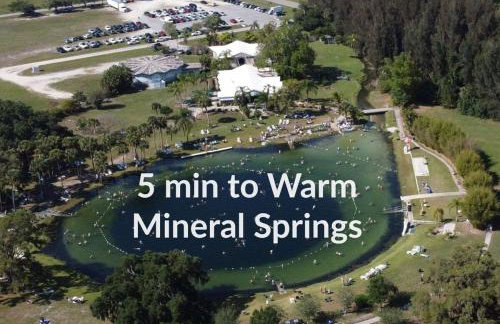 4BR Retreat Near Warm Mineral Springs & Beaches - Foto 53