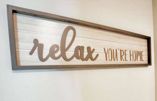 6 Bedrooms Sleeps 16 Great Area - Photo 29