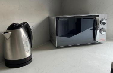 Five Bedroom Five Bathroom House - Dalkeith - Photo 14