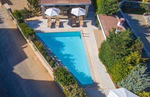 Villa Penelope with Private Heated Pool - Photo 6