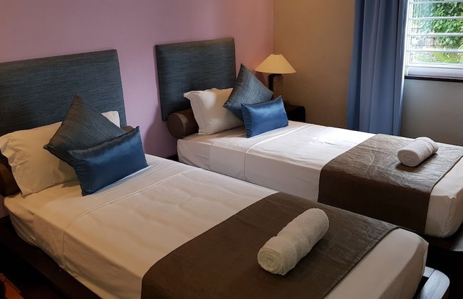 Blue Ocean Villas & Apartments - Photo 2