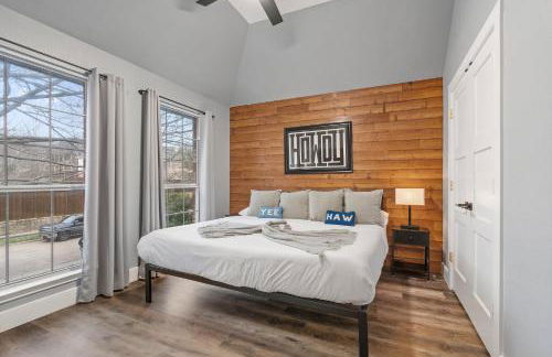 Heated Pool PoolTable HotTub Sleeps 16 Renovated - Foto 27