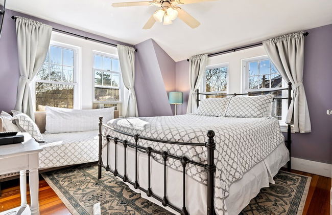 Ogunquit Village 4BR Walk to Beach, Dining & Town Center - Photo 12