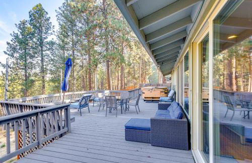 Ping-Pong and Private Hot Tub Family Cabin in Bend! - Foto 20
