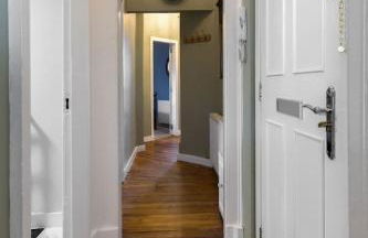 Elegant 3 Bed Apartment in Stirling Near Free Parking and Hill Views - Foto 42