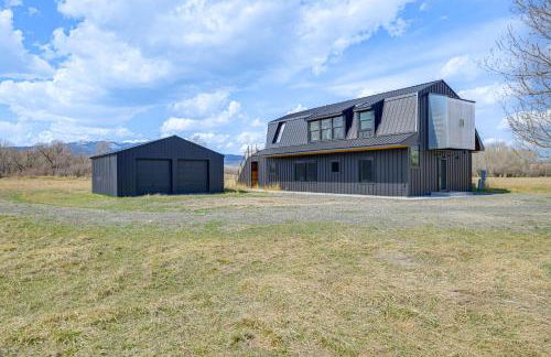 Riverfront Montana Retreat - Deck, Fire Pit and Pond - Foto 26