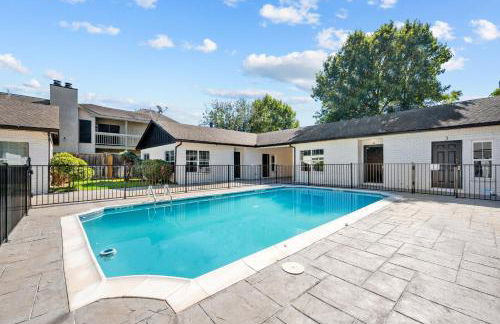 Spacious 1BR Galleria Apt with Pool & Free Park - Foto 20