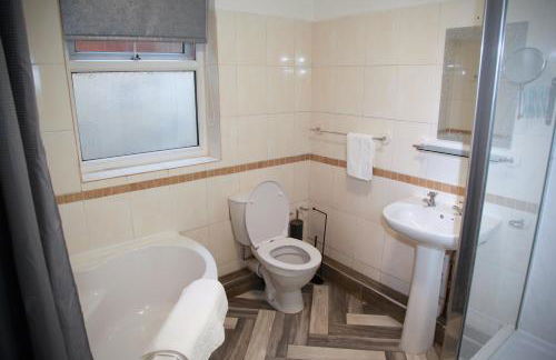 Motorpoint Arena House - Sleeps 10 - Foto 46