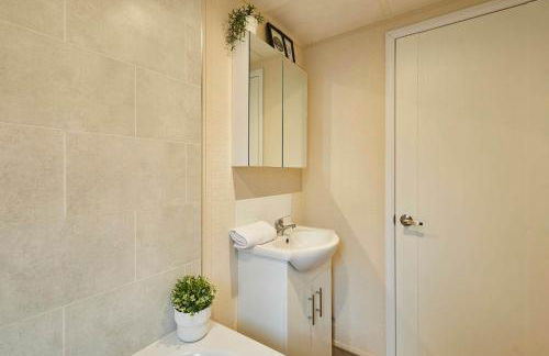 Woodpark Lodge with Hot Tub - Foto 19