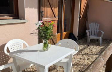 Super Besse chez Sophie 2ch, séjour, wifi, 2tv, rdc, terrasse, parc, piscine, pkg - Foto 7