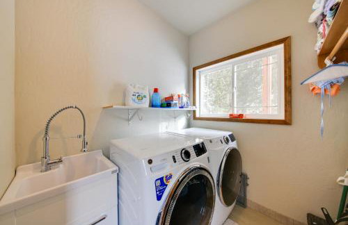 Expansive Group Lake House with Private Hot Tub! - Photo 33