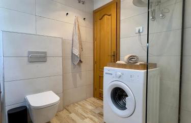 Casa Elsa with Free Parking - Photo 35