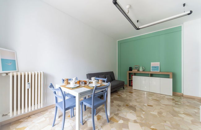 Milan Style Apartment - Photo 23