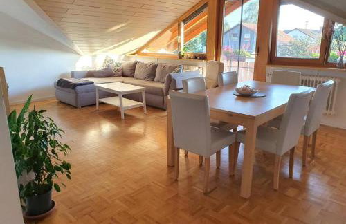 Voll ausgestattete Wohnung mit Südbalkon familien- & hundefreundlich - Photo 7