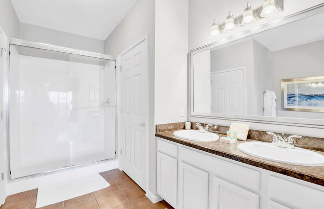 Near Disney - 3BR Condo - Pool Games and More - Foto 12