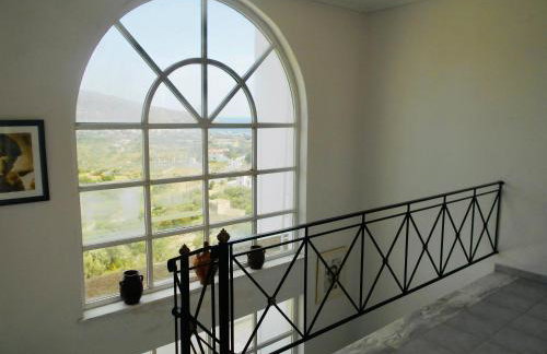 Villa Sis - Cycladic Sea View Luxury Home near Milos Beach & hiking trails 3, 4 & 5 - Photo 25