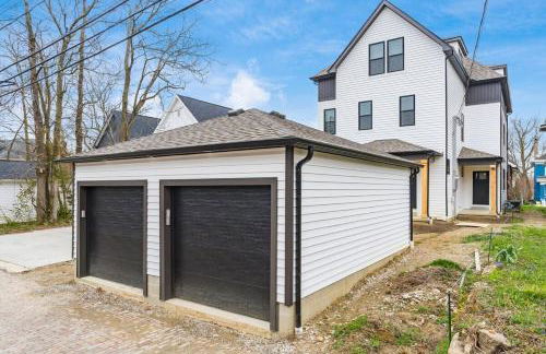 Luxury Escape 4BR 3 bath Oasis in Historic Old Town - Foto 42