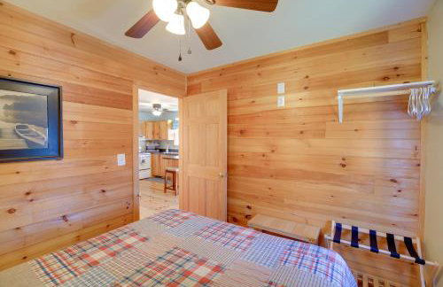 Less Than half Mi to Damascus Town Park Cozy Cabin with Deck - Foto 17