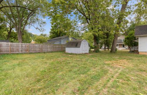 Elm Two Bedroom House in Historic Loveland - Photo 12