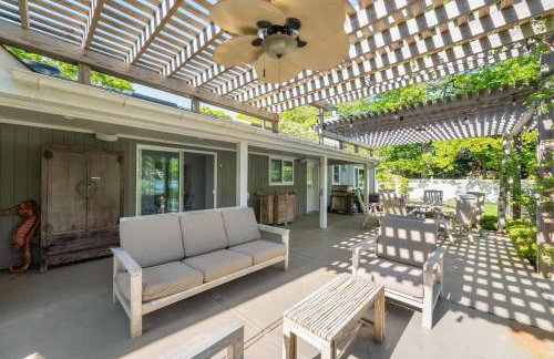 Villa Luz- Cozy Family Home with Jacuzzi year-round & heated pool in summer - Foto 47