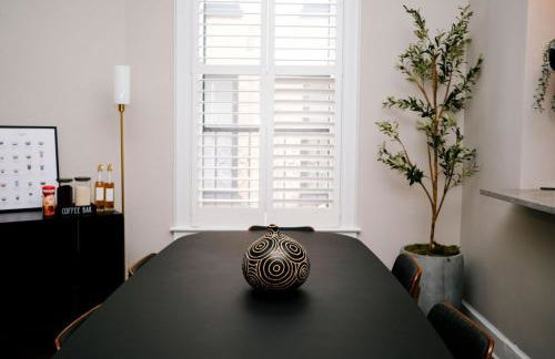 Top 1 Rated 4BR Lincoln Park House - King Bed - Photo 67