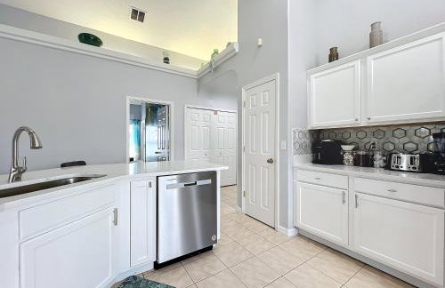 Beach Theme Vacation Pool Spa Home Mins to Disney - Foto 38