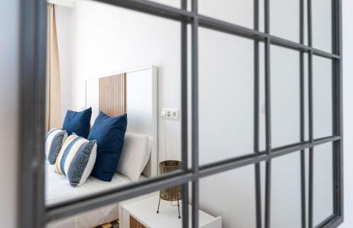 Villa Serena Marbella - Luxury villa with pool & sea views - Photo 22