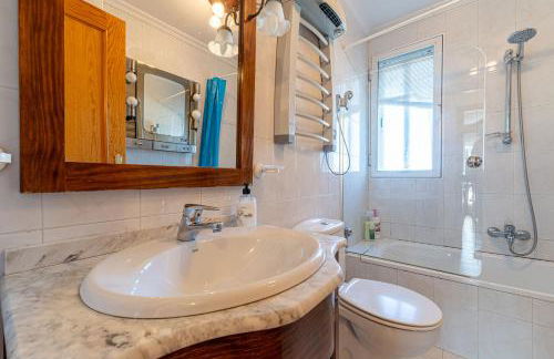 Villa con Jacuzzi exterior y Piscina cubiertos - Foto 43