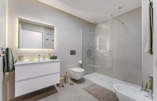 Oceanfront Oasis - Stunning beach view apartment - Foto 11