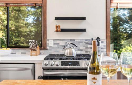 Magic Mountain Manor - Spacious Mountain Retreat - Foto 18