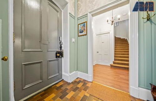 Historic 3 Bed Private Parking Nr Railway Station - Foto 12