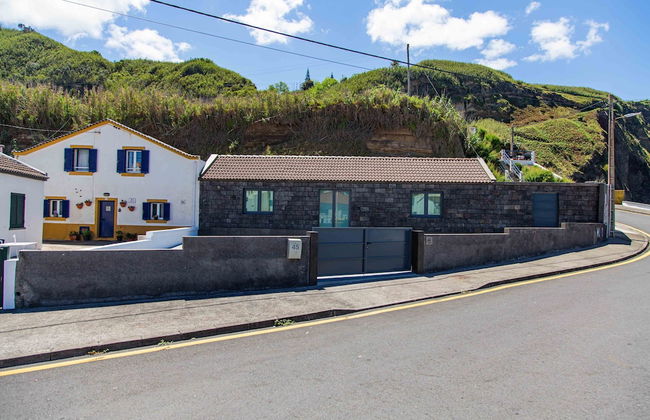 Mosteiros Beach House - Photo 45