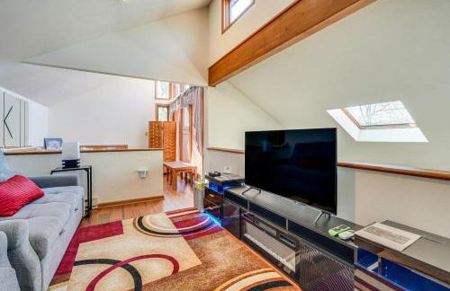 Fire Pit and Gas Grill Charming Poconos Abode! - Foto 14