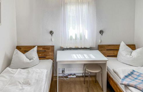 2 Bedroom Nice Home In Mariendorf - Foto 21