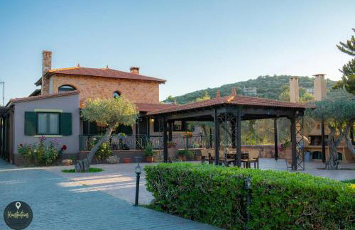 Luxury House with huge garden - Near "Mavra Volia" Beach - Foto 1