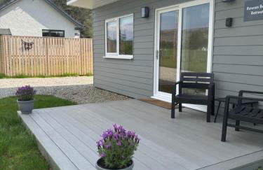 Rowan Bank Retreat - Photo 3