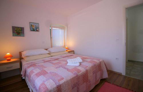 Authentisches Steinhaus mit Garten, Grill, Spielplatz, Trampolin - Foto 26